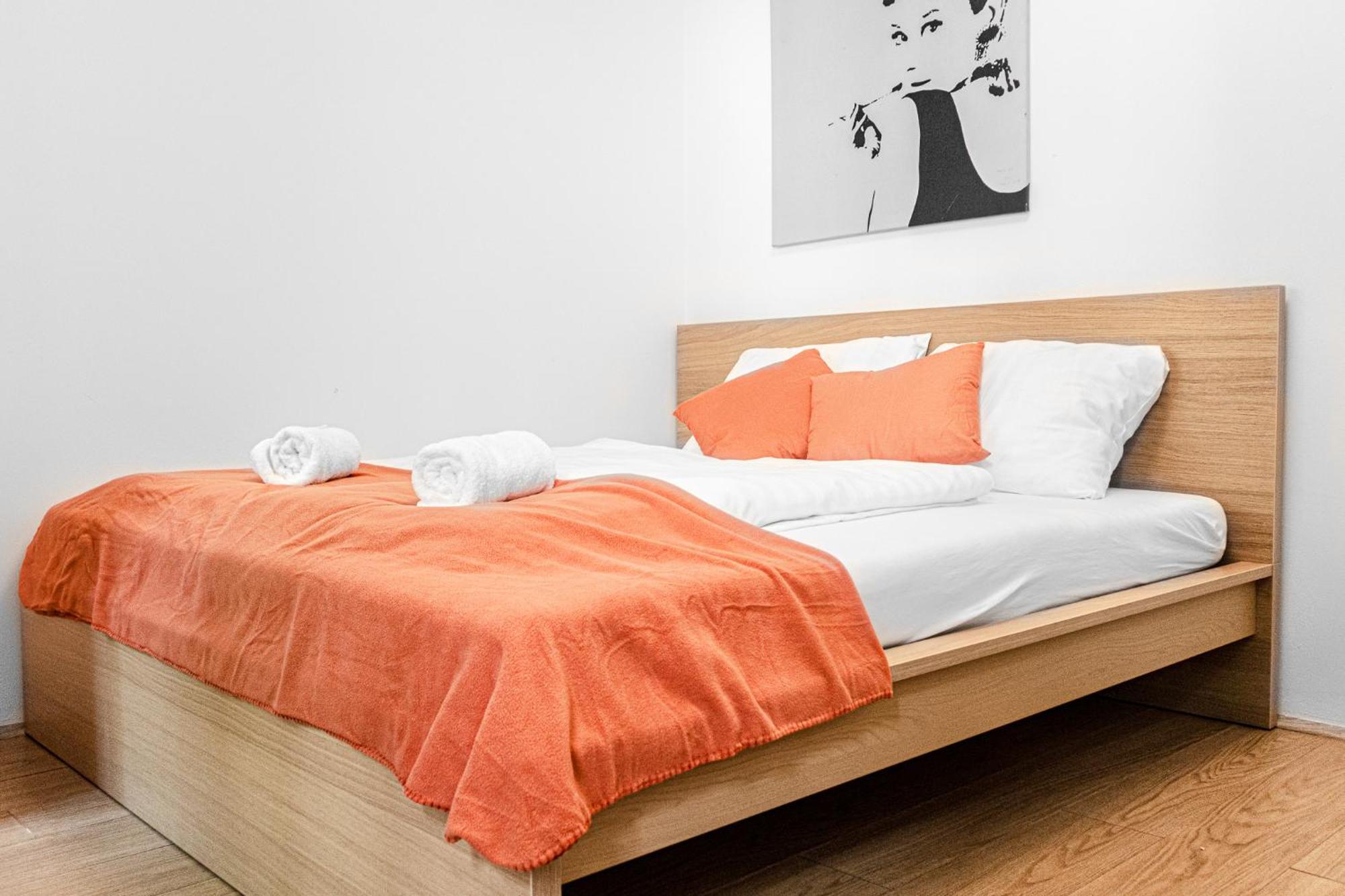 Lovely 2Br Shared Apartment, Enkplatz U3, 15Min To Center Bécs Kültér fotó